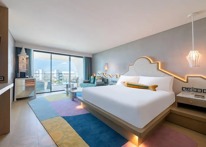 W Algarve Албуфейра