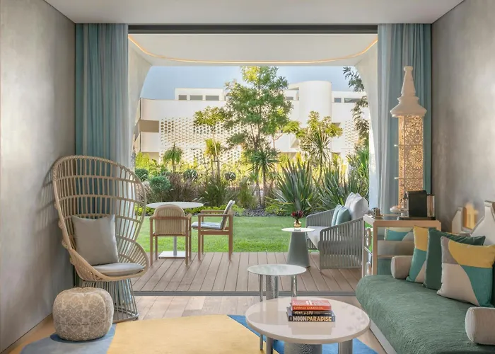 W Algarve 5* Албуфейра