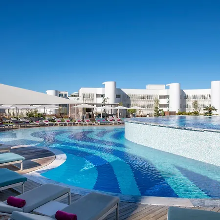 W Algarve